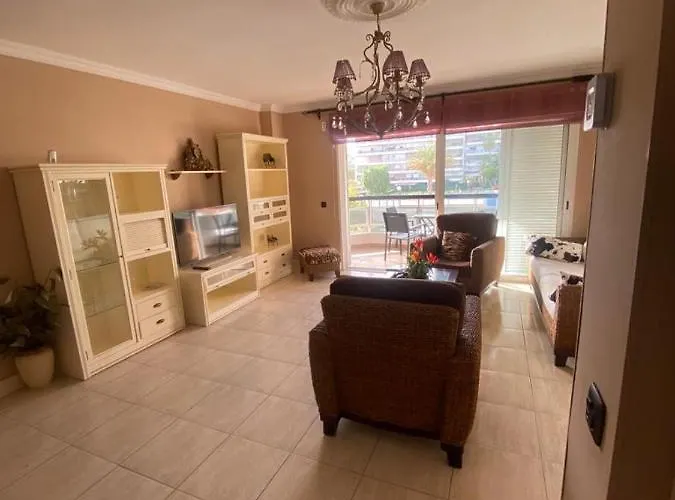 Vulcano Cristianos Hotel *